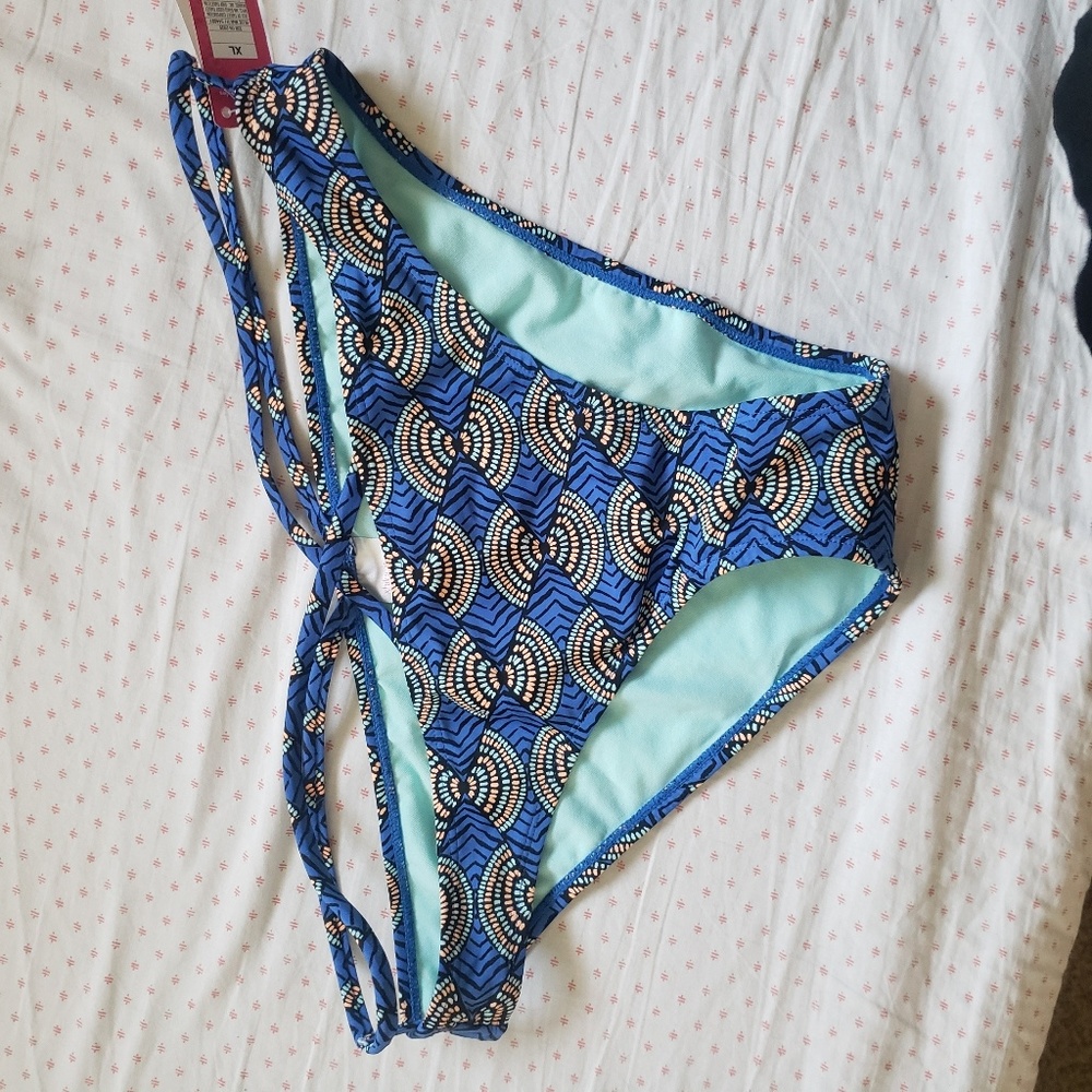 Blue print bikini bottoms